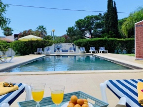 3 bedrooms house at Carvoeiro 650 m away from the beach with shared pool furnished garden and wifi
