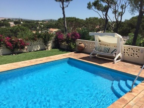 4 bedrooms villa with private pool enclosed garden and wifi at Vilamoura 3 km away from the beach